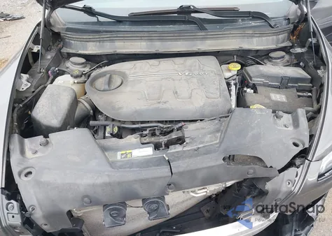 2018 Jeep Cherokee Latitude Plus 4X4 из США, поврежденный, VIN 1C4PJMLX1JD570840